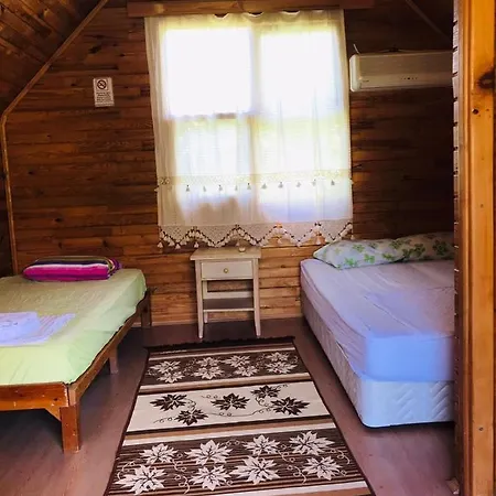 Olympos Otantik Pansiyon * Cakirlar